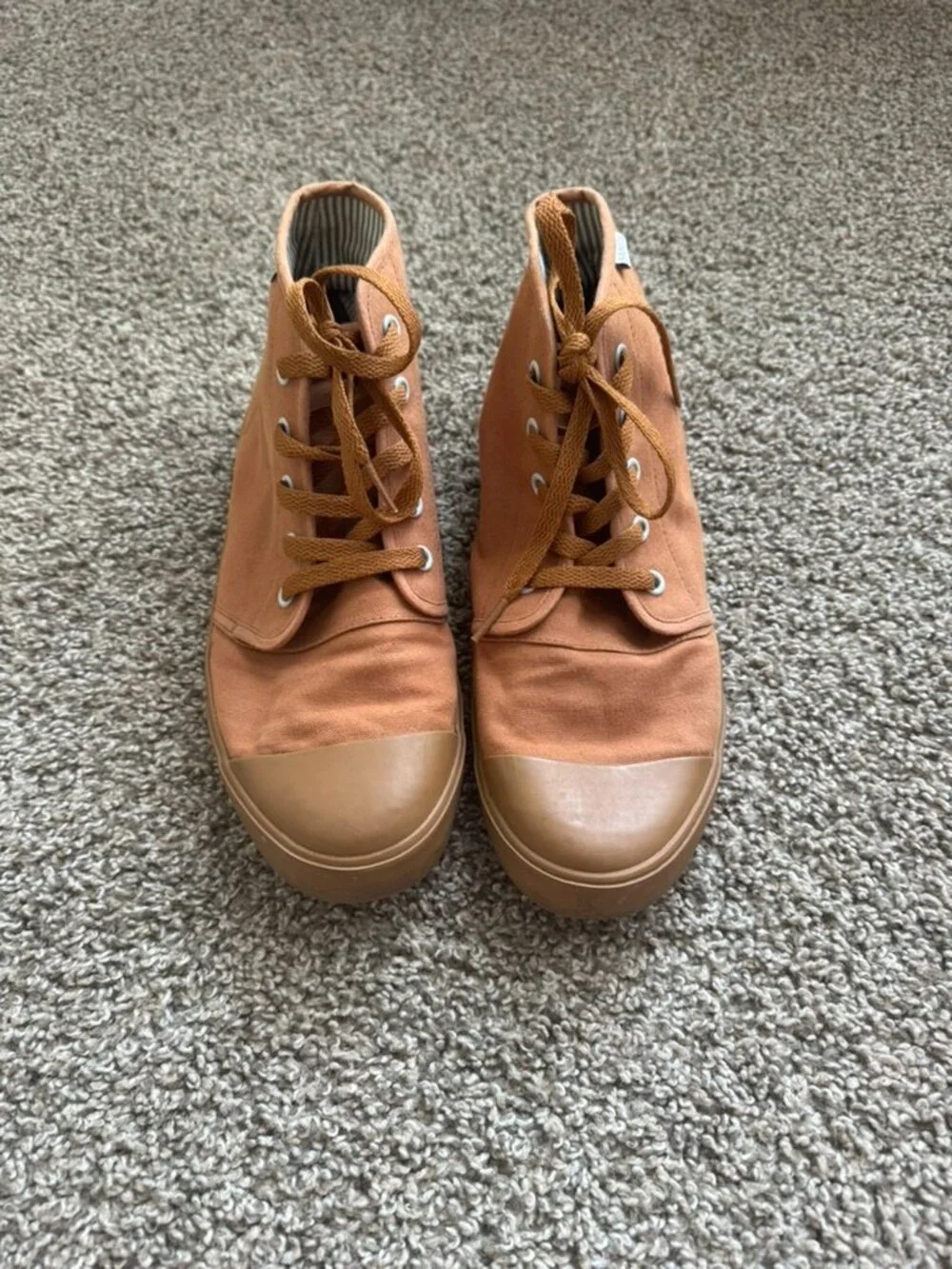 Bangs our shoes